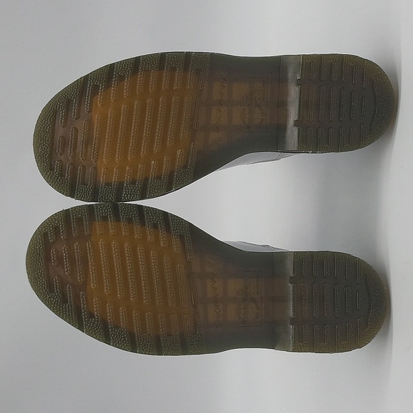 1426- Dr. Martens Women's Chelsea Boots White Color Size 6 - Picture 9 of 12